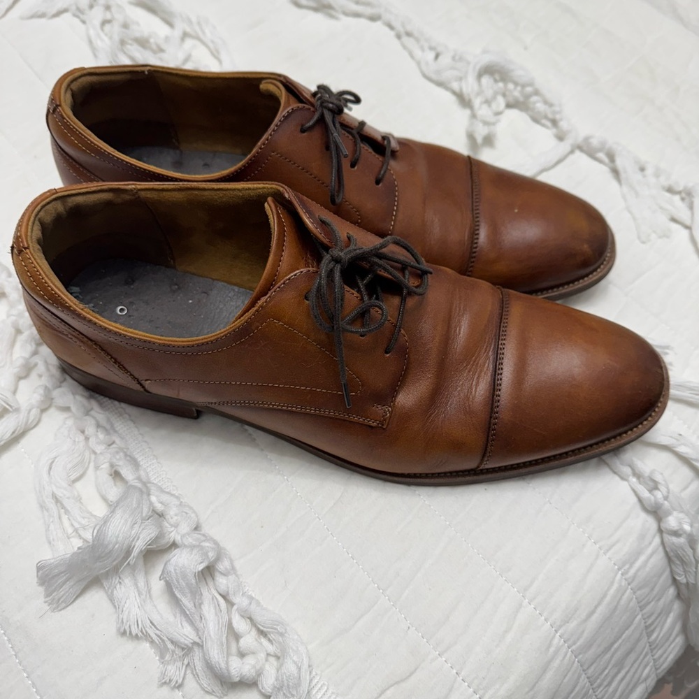 Florsheim Brown Leather Oxford Shoes Cap Toe Design